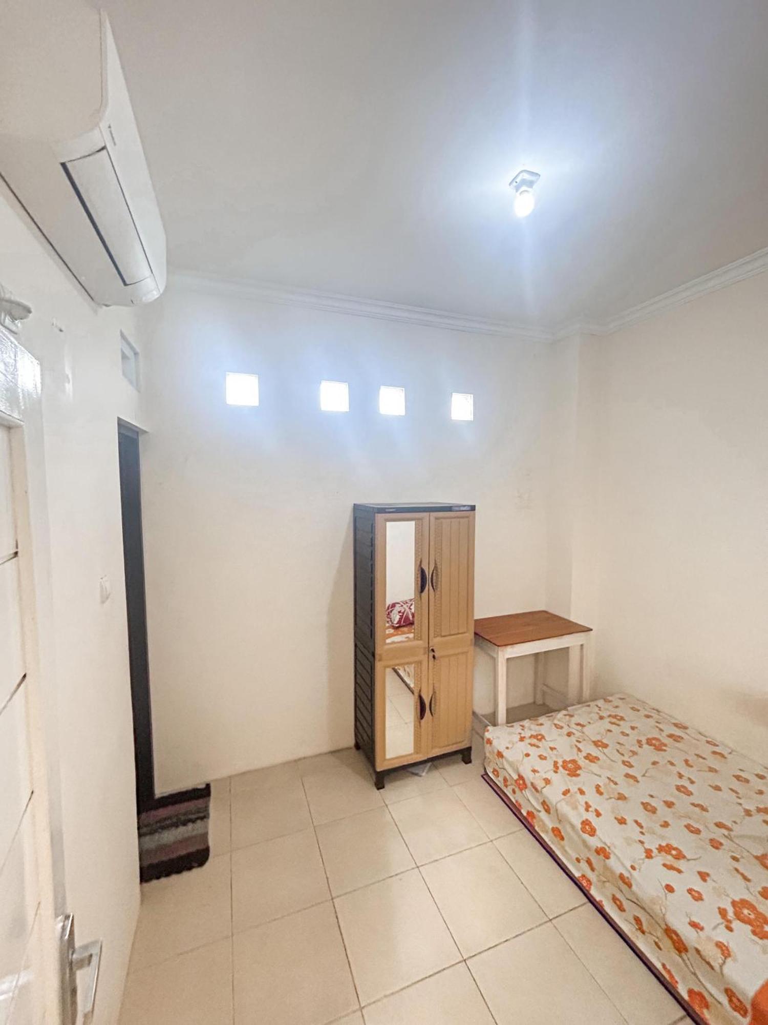 Rama Shinta Guest House & Coffee Yogyakarta Exterior photo